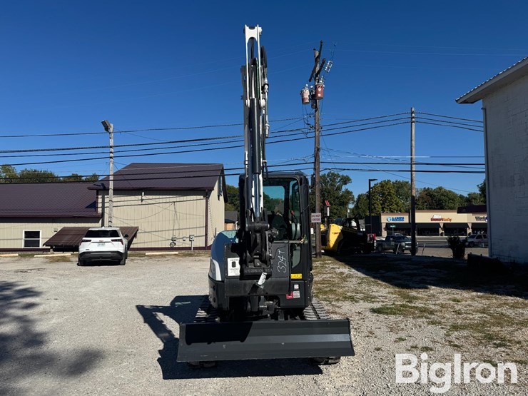 2026-bobcat-e40-image-2
