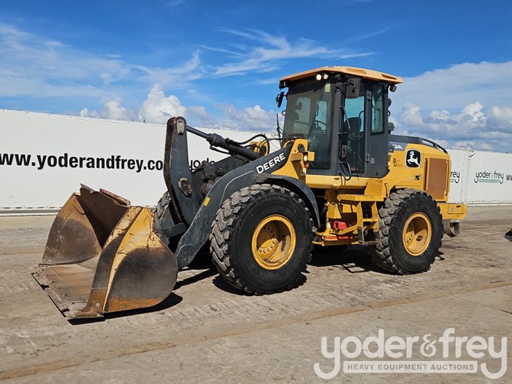 2019-deere-524l-image-1
