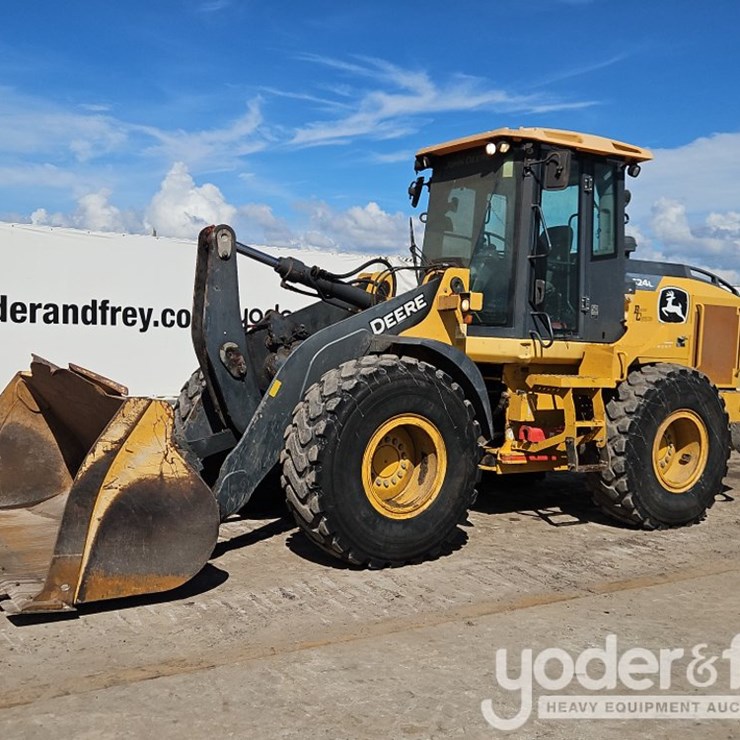 2019 DEERE 524L