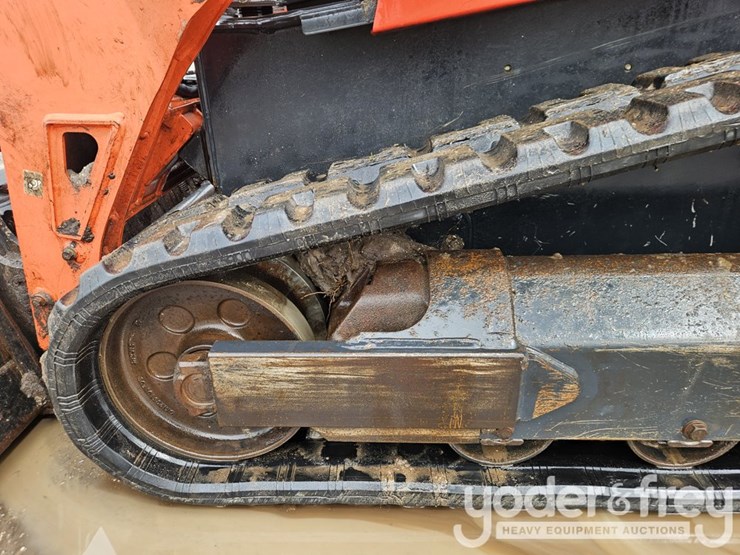 2023-kubota-svl65-2-image-19