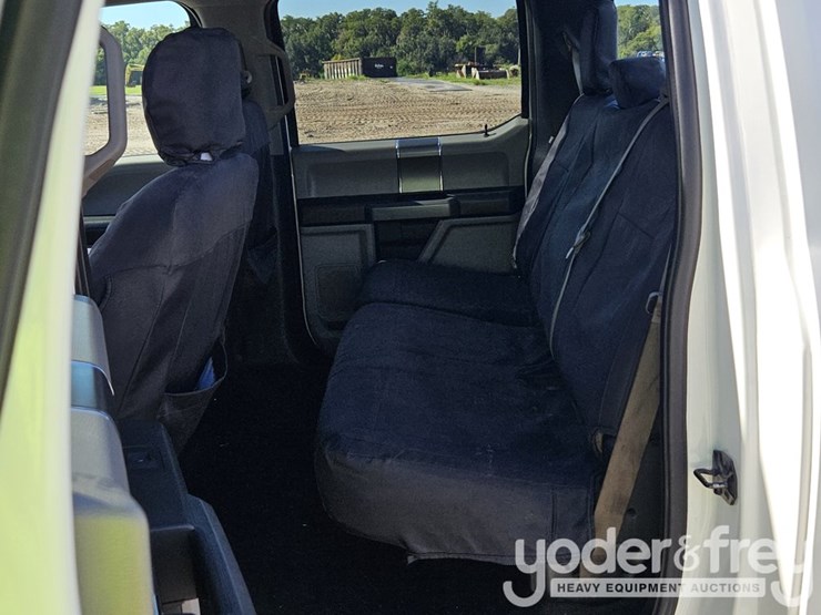 2016-ford-f150-image-26