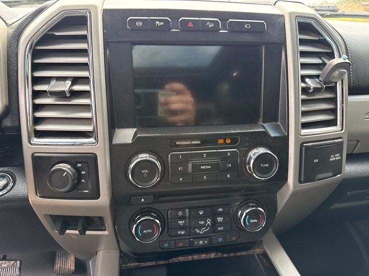 2017-ford-f350-image-58