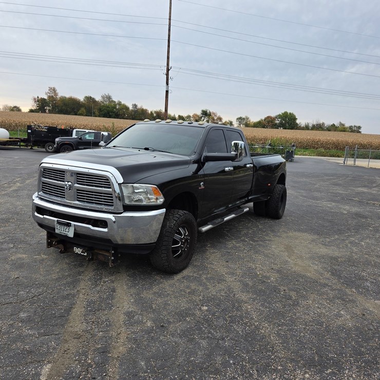 2015 DODGE 3500