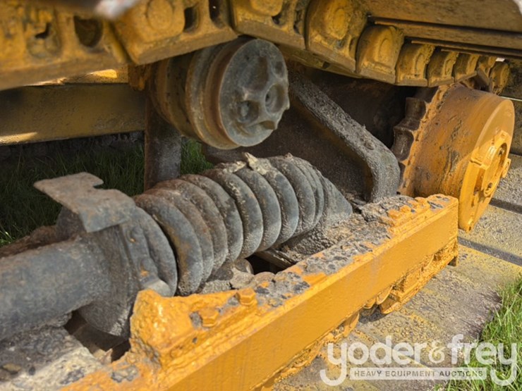 caterpillar-d5c-lgp-image-20