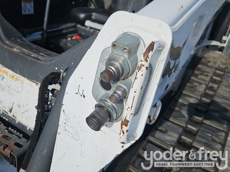 2019-bobcat-t595-image-17
