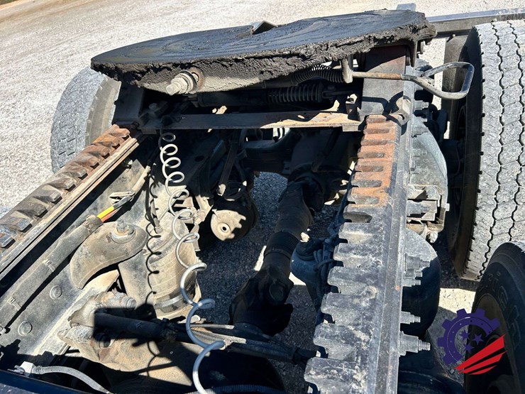 2018-peterbilt-389-image-70