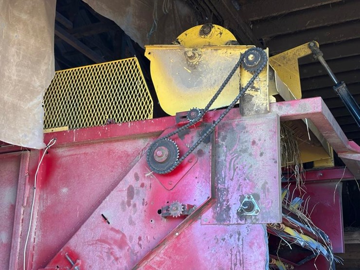 new-holland-bc5070-image-22