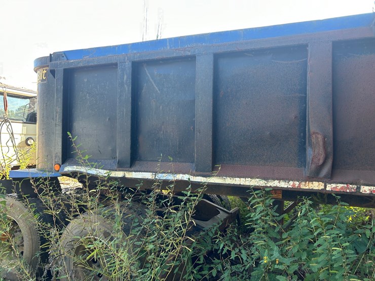 #10582-•-hi-bilt-t/a-~22'-dump-trailer-inv#10582-image-15