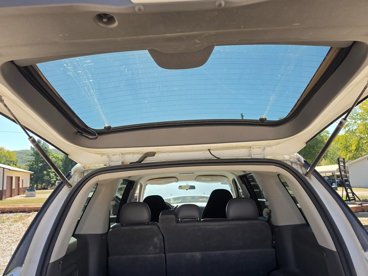 2003-ford-explorer-image-52