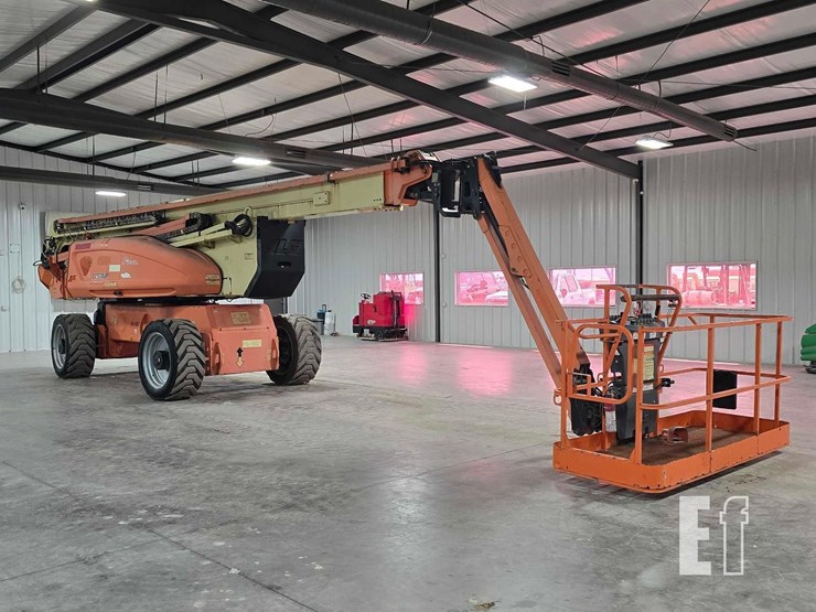 2016-jlg-1250ajp-image-2