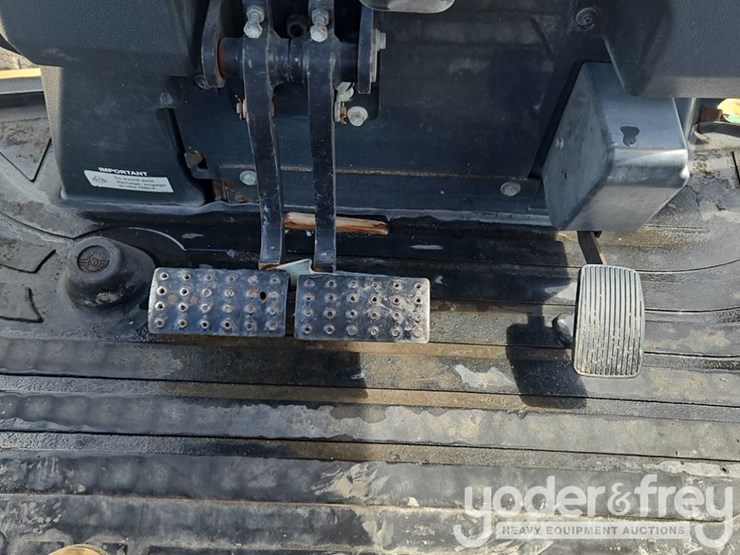 2020-deere-310sl-image-28
