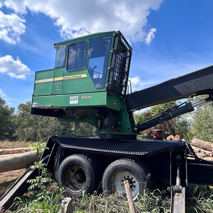 DEERE 437D