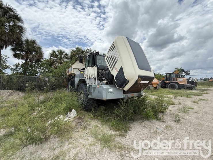 2020-terex-ta300-image-4