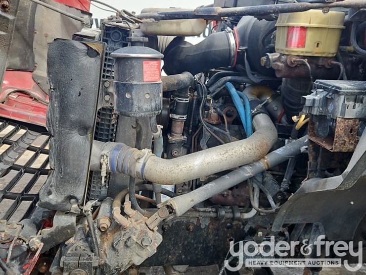 2000-ford-f650-xl-image-15