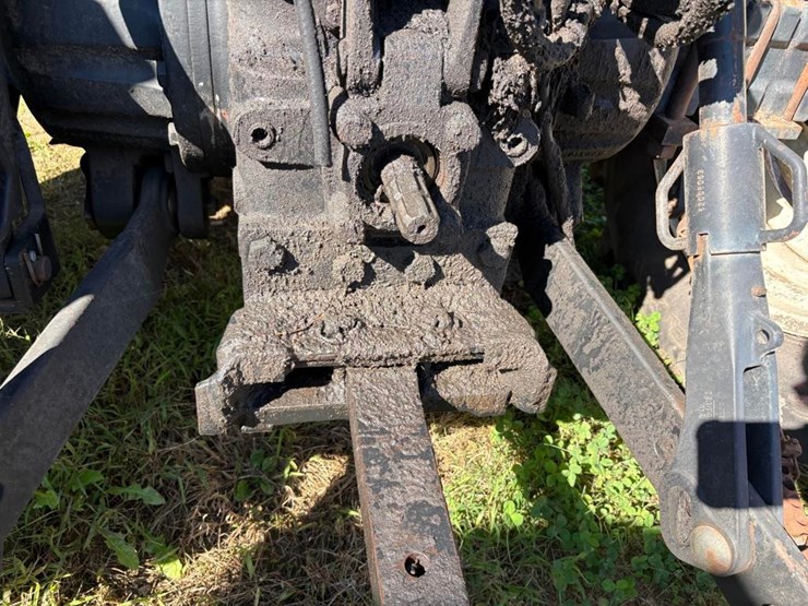 new-holland-ts110-image-18
