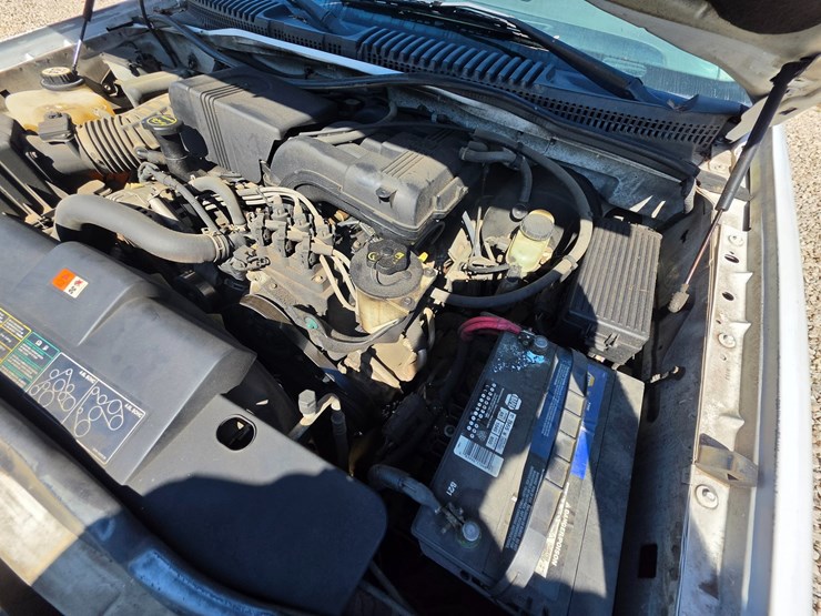 2003-ford-explorer-image-24