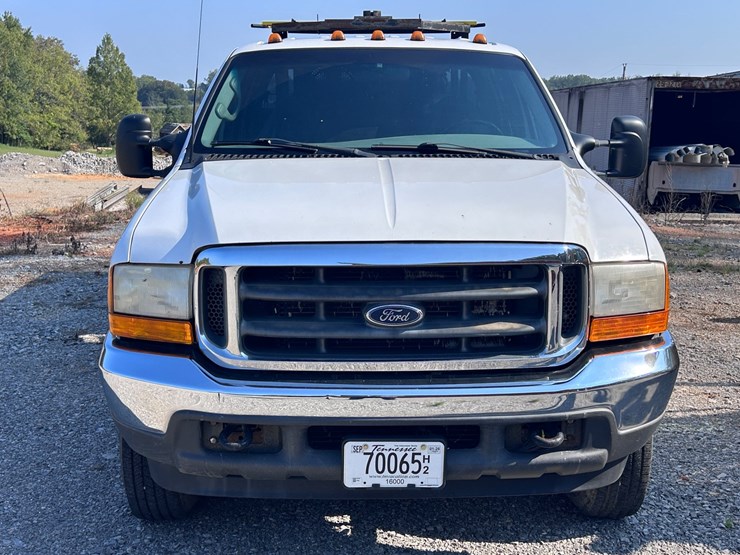 2001-ford-f350-xlt-image-12