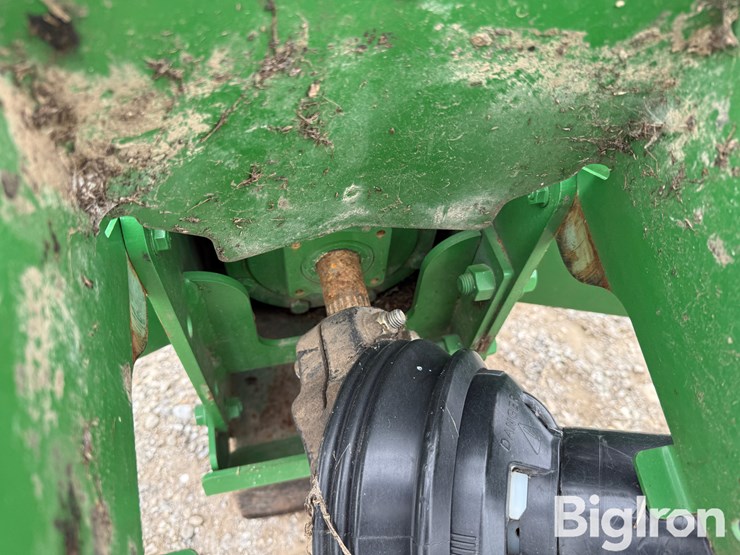 2020-john-deere-946-image-18
