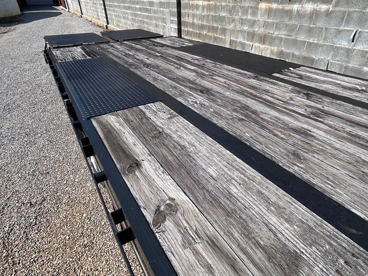 #10-•-2018-maxx-d-trailer-lo-pro-gn-flatbed-image-20