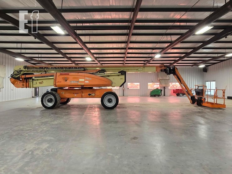 2016-jlg-1250ajp-image-6