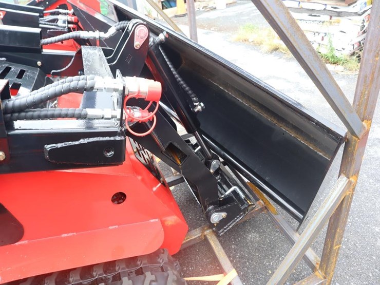 sdlanch-ssl200-skid-steer-loader-image-8