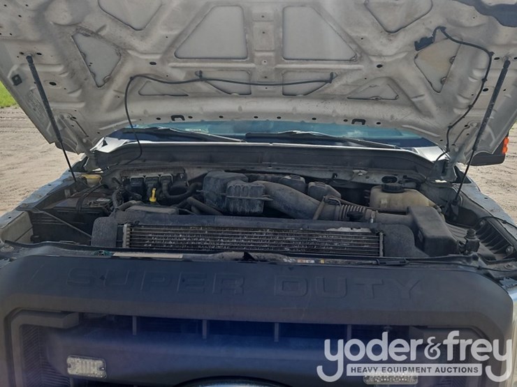 2014-ford-f350-xl-image-17