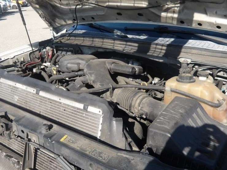 2010-ford-f450-image-7
