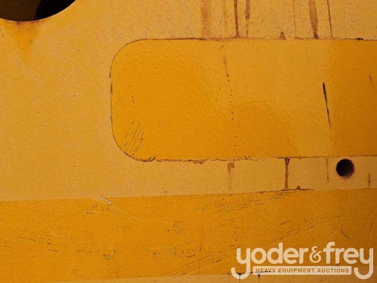 2013-jcb-550-170-image-30