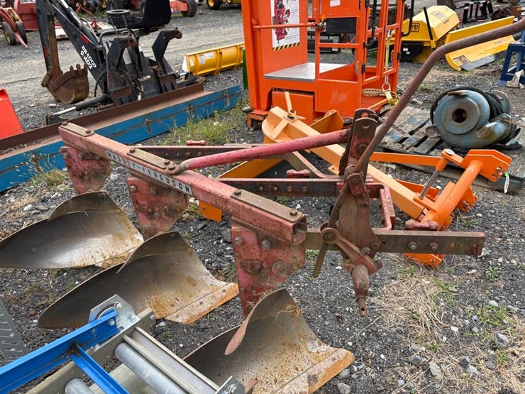 massey-ferguson-3-image-1