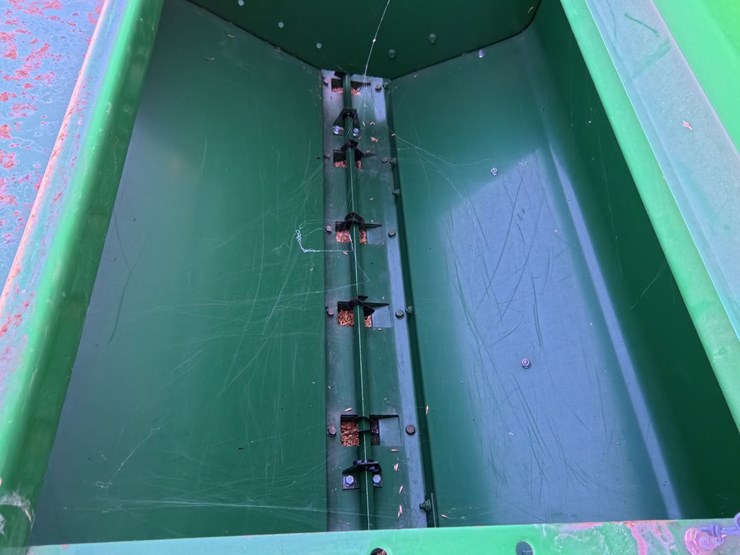 john-deere-450-image-37