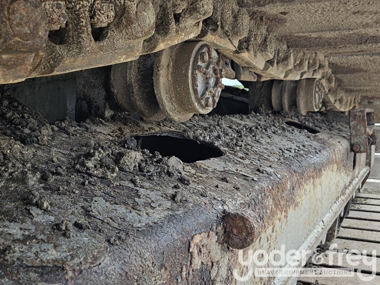 2013-volvo-ec220dl-image-21