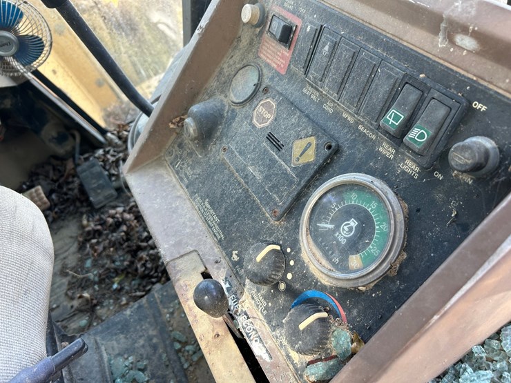 1997-deere-710d-image-75