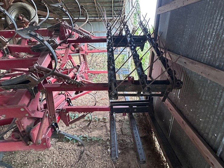 #74-•-case-4300-field-cultivator-image-4