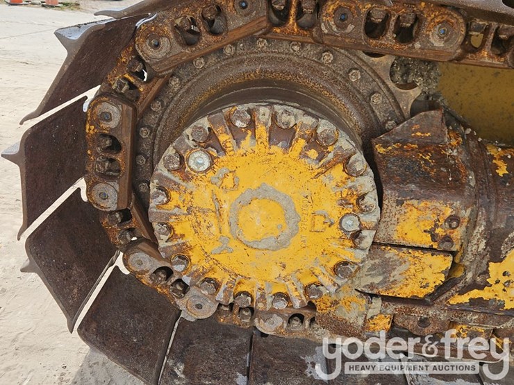 2018-caterpillar-d5k2-lgp-image-11
