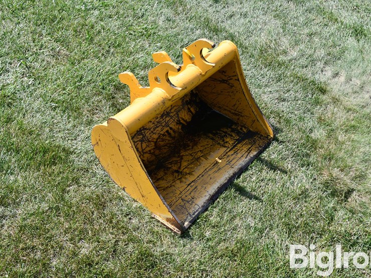 john-deere-30-image-3