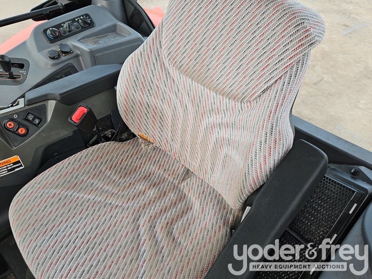 2019-kubota-m6-141-image-22