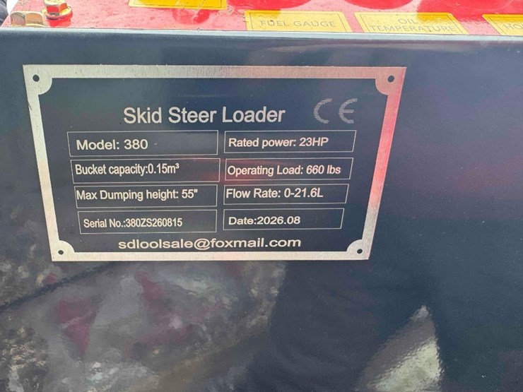 new-sdlool-co-mini-stand-on-skidloader-model-sl380-image-9