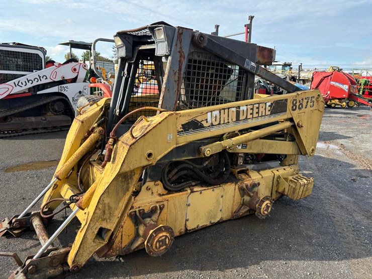 deere-8875-image-7