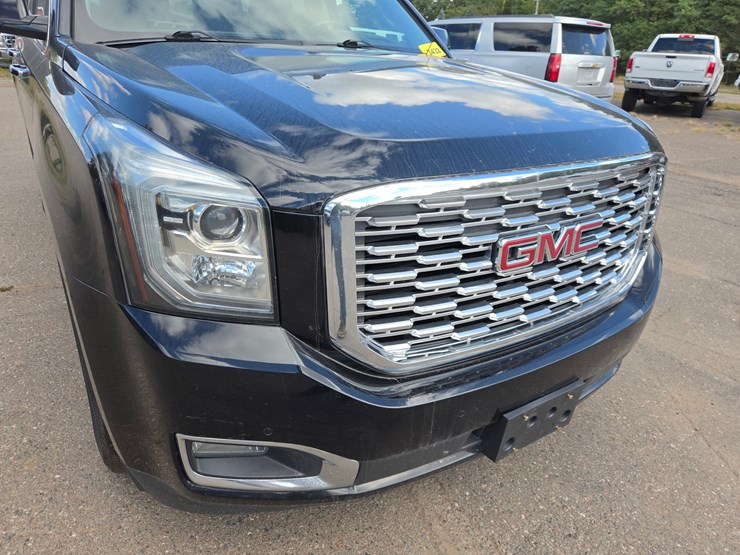 2019-gmc-yukon-image-9