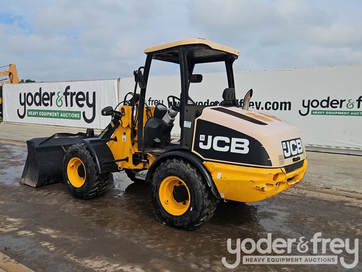 2012-jcb-406b-image-4