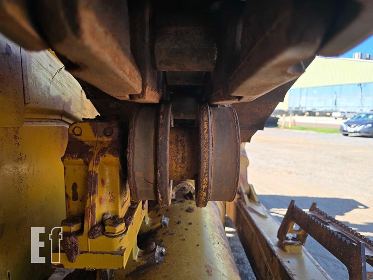 2016-caterpillar-d6t-xl-image-39