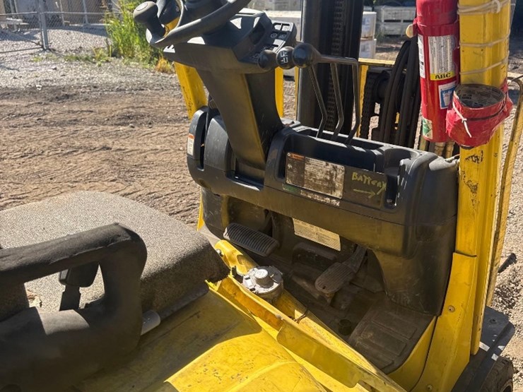 hyster-co-triple-mast-lp-forklift-model-70-image-7