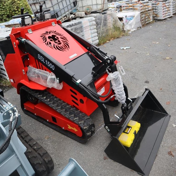 SSL 1500 Mini Skidsteer