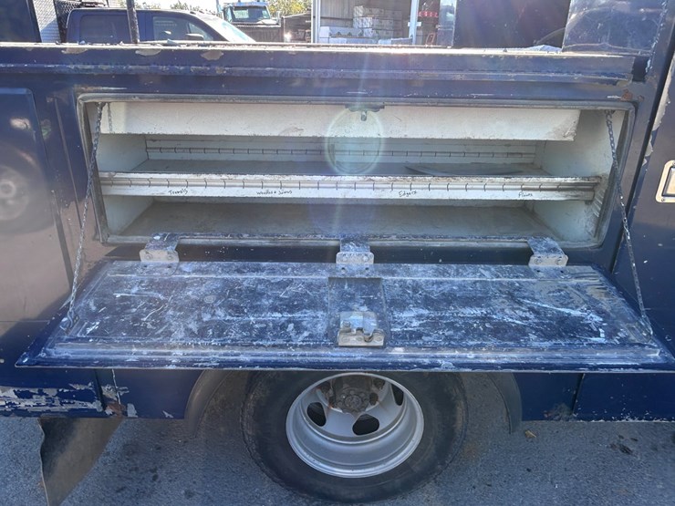 2017-gmc-3500-image-20