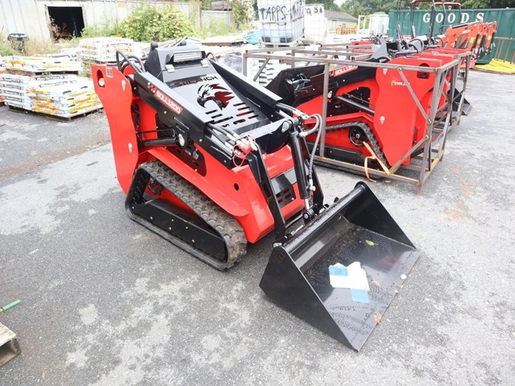 sdlanch-ssl200-skid-steer-loader-image-1