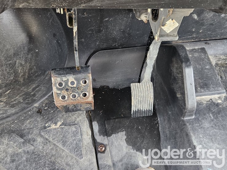 2022-polaris-ranger-570-efi-image-28