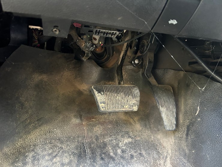 2013-dodge-1500-image-64