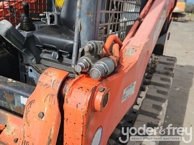 2016-kubota-svl75-2-image-17