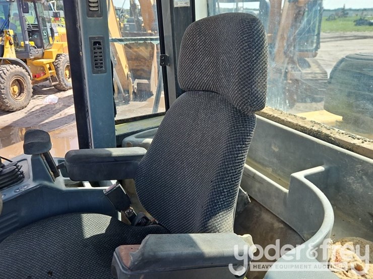 caterpillar-950g-image-21