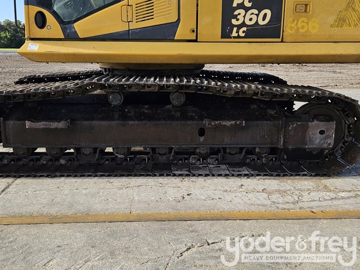 2015-komatsu-pc360-lc-11-image-22